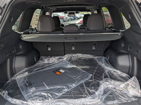 New 2026 Subaru Forester Premium AWD/4WD image 25