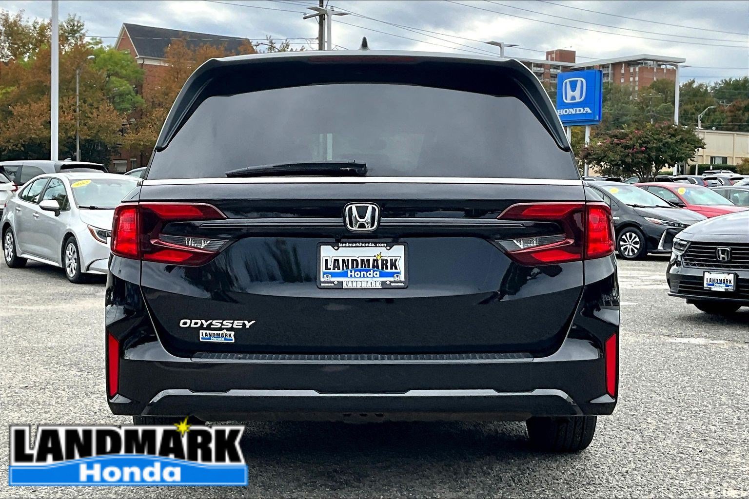 Certified 2026 Honda Odyssey EX-L image 4