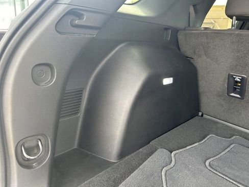 Used 2025 Chevrolet Equinox LT w/ Safety and Technology Package FWD image 13