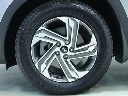 Used 2021 Hyundai Santa Fe SEL w/ Convenience Package image 8