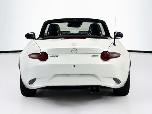 Used 2019 MAZDA MX-5 Miata Grand Touring w/ GT-S Package RWD image 6