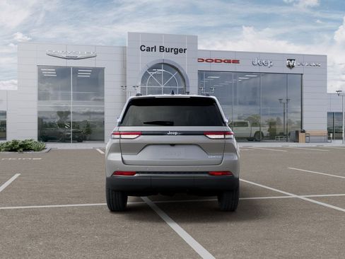 New 2026 Jeep Grand Cherokee Limited w/ Limited Altitude Package image 7