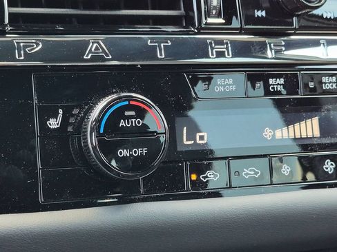 New 2026 Nissan Pathfinder Rock Creek w/ Rock Creek Premium Package AWD/4WD image 24