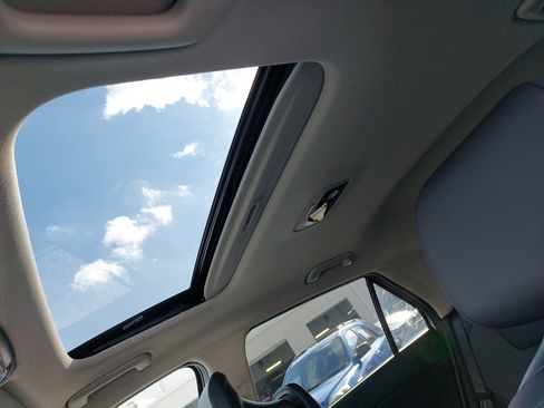 New 2026 Kia Niro EX image 31