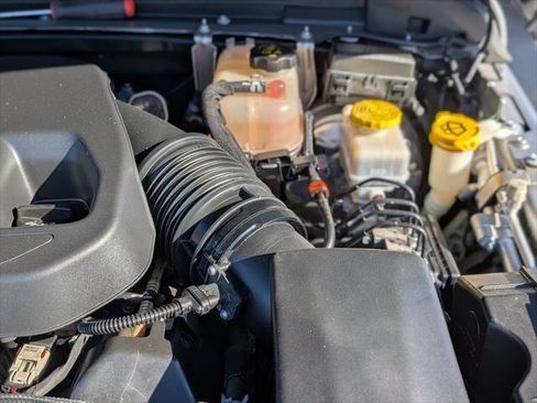 Certified 2020 Jeep Wrangler Unlimited Sahara image 20