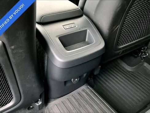 Used 2026 Volvo XC60 B5 Plus AWD/4WD image 30