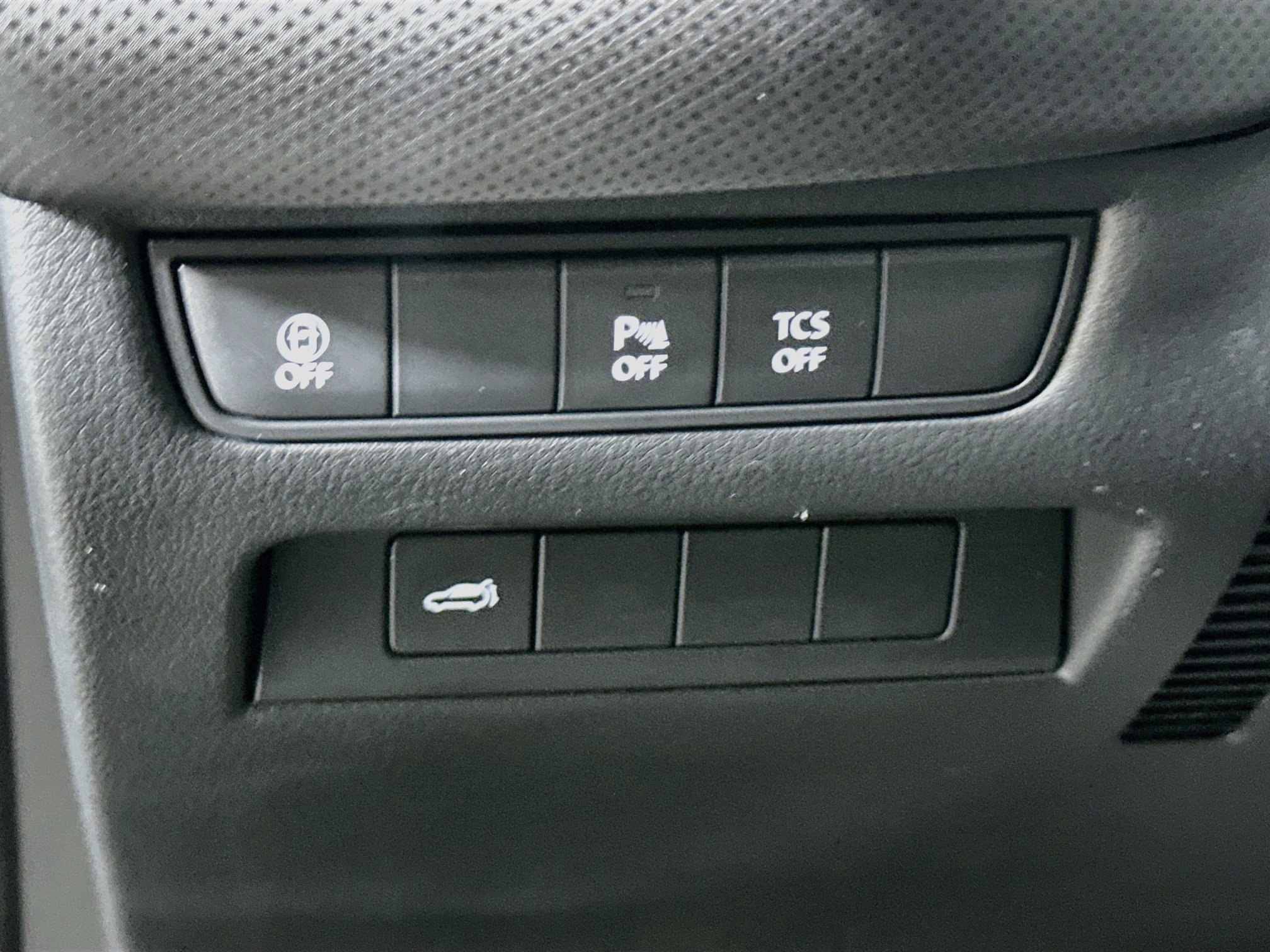 Used 2026 MAZDA CX-50 AWD 2.5 S w/ Preferred Pkg image 17