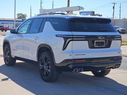 New 2027 Chevrolet Traverse RS FWD image 3