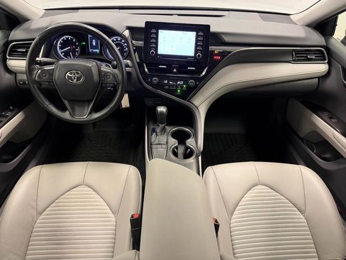 Used 2024 Toyota Camry SE FWD image 28