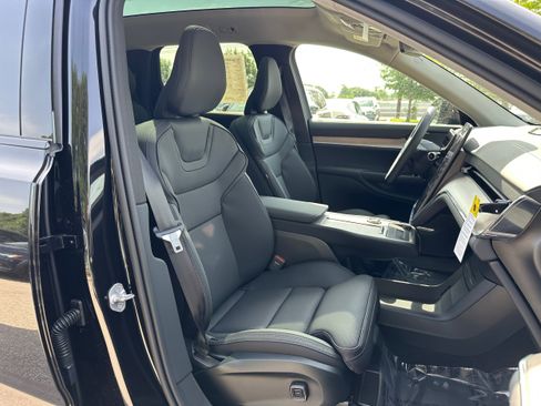 New 2025 Volvo EX90 Plus image 7