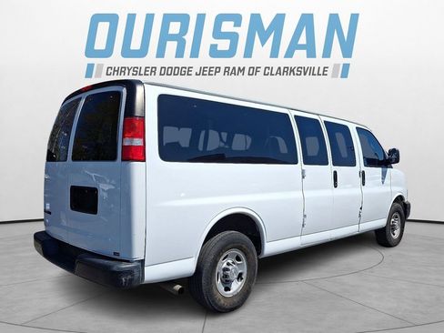 Used 2020 Chevrolet Express 3500 LS image 6