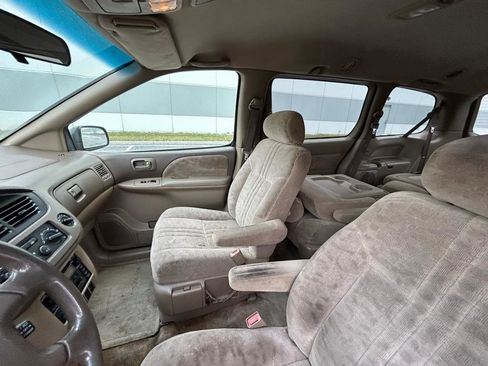 Used 2002 Toyota Sienna LE image 35