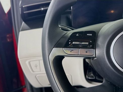 Certified 2024 Hyundai Tucson SE FWD image 20