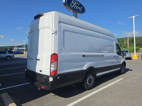 Used 2025 Ford Transit 250 148 High Roof Extended RWD image 3