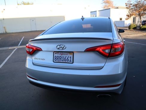 Used 2017 Hyundai Sonata SE image 10