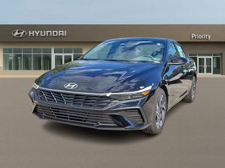 Certified 2025 Hyundai Elantra Sport w/ Cargo Package FWD video 1