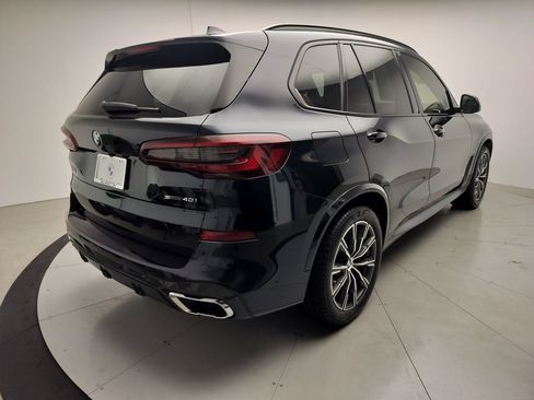 Used 2022 BMW X5 sDrive40i w/ M Sport Package RWD image 3