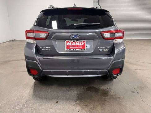 Used 2022 Subaru Crosstrek 2.0i Premium image 4