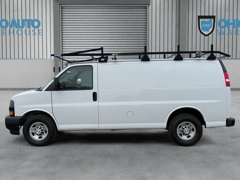 Used 2020 Chevrolet Express 2500 w/ Driver Convenience Package image 4