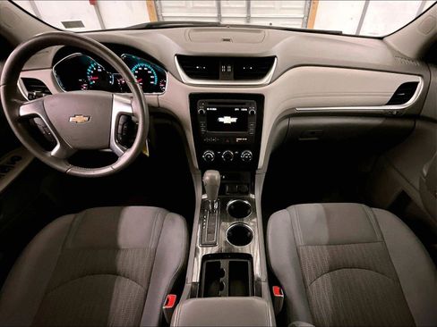 Used 2017 Chevrolet Traverse LT AWD/4WD image 15