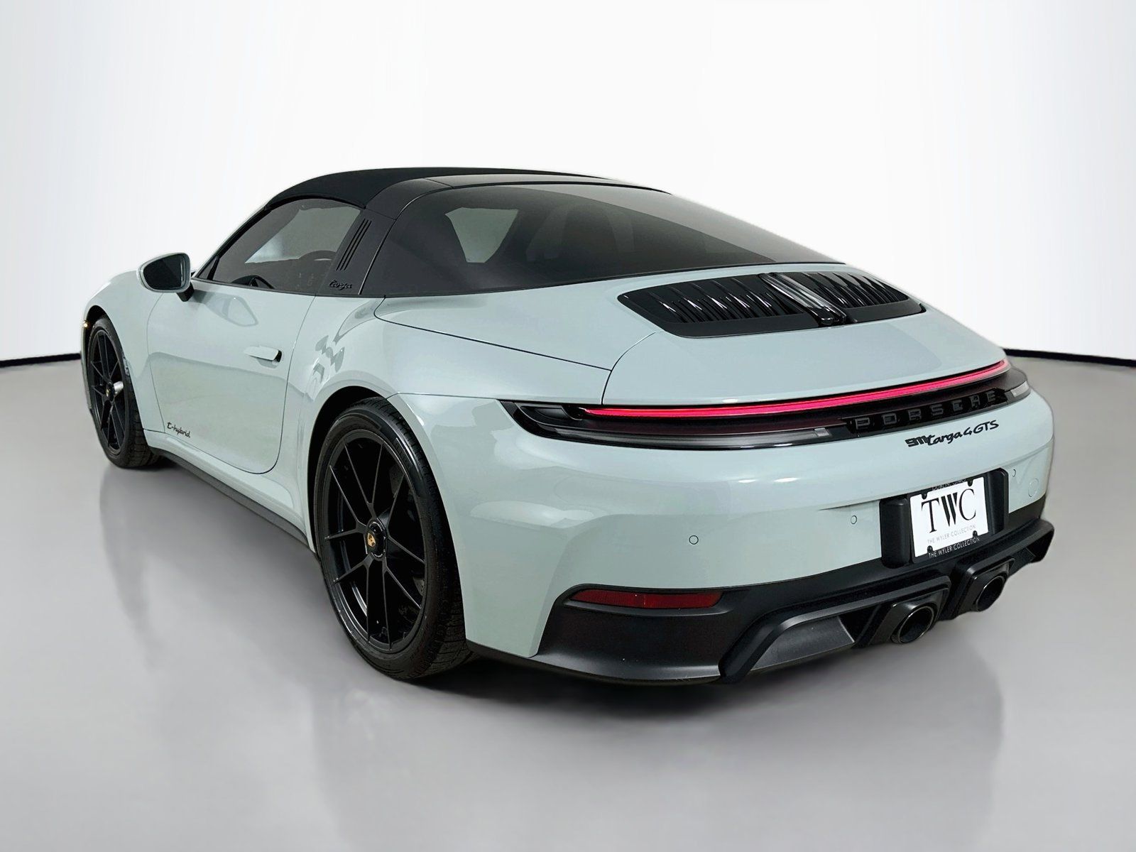 Used 2026 Porsche 911 Targa 4 GTS AWD/4WD image 7