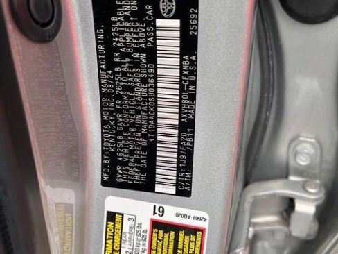 Used 2025 Toyota Camry LE FWD image 7