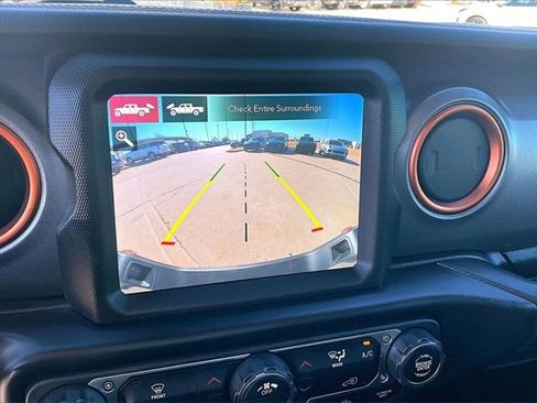 Used 2022 Jeep Gladiator Mojave w/ LED Lighting Group image 23