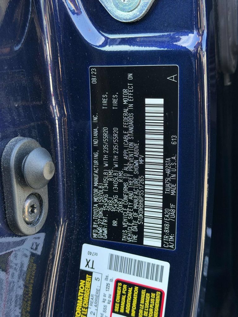 Used 2023 Toyota Highlander XSE AWD/4WD image 16