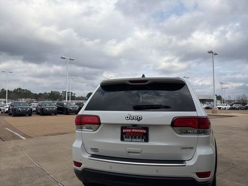 Used 2021 Jeep Grand Cherokee Limited image 3
