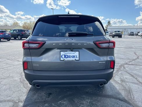 Used 2025 Ford Escape ST-Line image 6