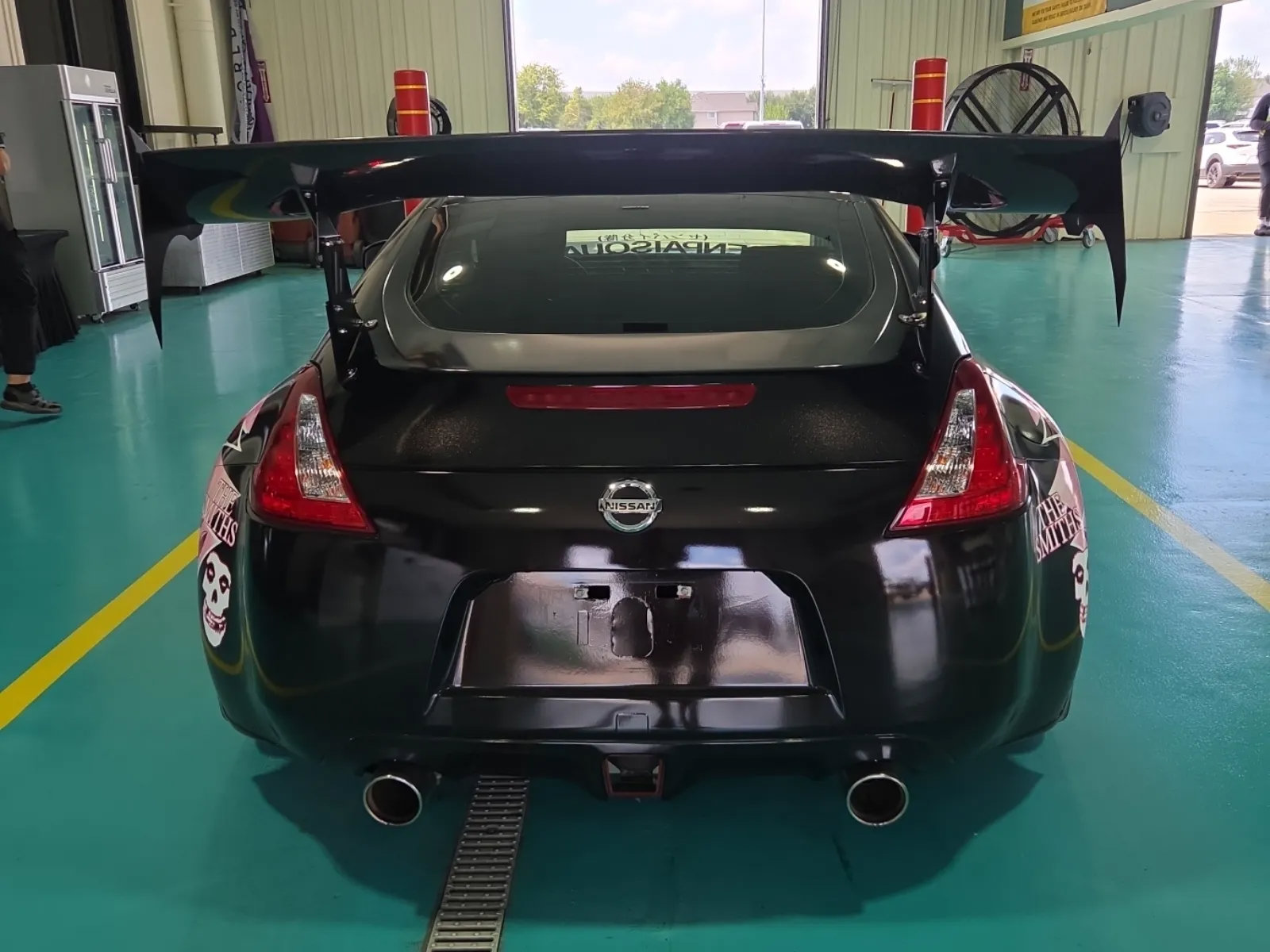 Used 2016 Nissan 370Z Coupe RWD image 9
