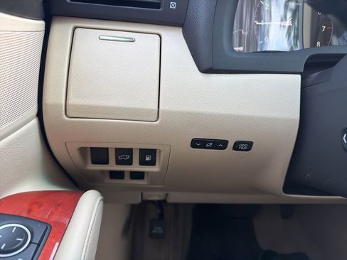 Used 2011 Lexus RX 350 2WD w/ Premium Pkg image 18