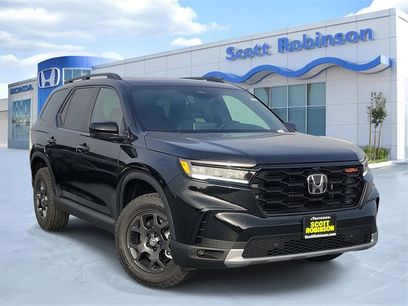 New 2025 Honda Pilot TrailSport