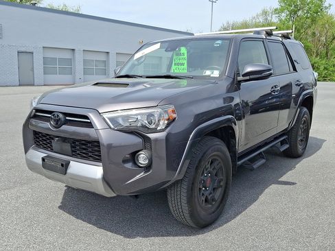 Used 2023 Toyota 4Runner TRD Off-Road Premium w/ Off Road Premium Plus Package image 2
