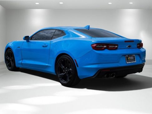 Used 2023 Chevrolet Camaro LT w/ Technology Package RWD image 8