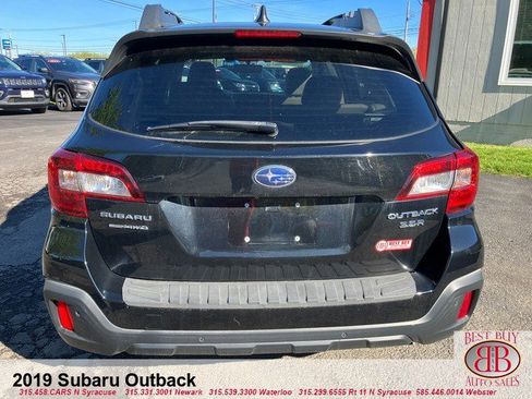 Used 2019 Subaru Outback 3.6R Limited AWD/4WD image 15