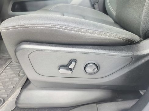 Used 2025 RAM 1500 Big Horn AWD/4WD image 20
