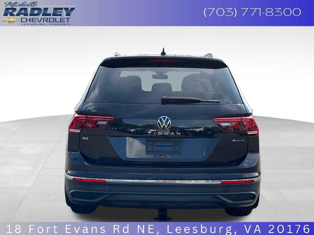 Used 2024 Volkswagen Tiguan SE w/ Panoramic Sunroof Package AWD/4WD image 20