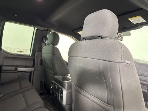 Used 2017 Ford F150 XLT w/ Equipment Group 302A Luxury image 19