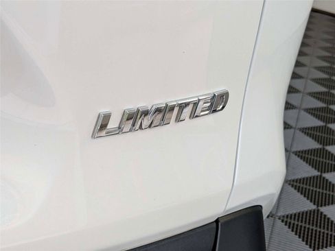 Used 2021 Toyota RAV4 Limited FWD image 7