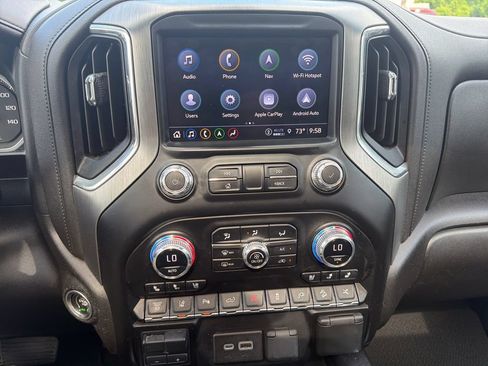 Used 2023 GMC Sierra 3500 Denali w/ Denali Ultimate Package AWD/4WD image 18
