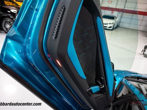 Used 2025 Lamborghini Revuelto AWD/4WD image 16
