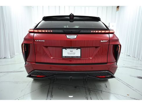 New 2026 Cadillac Lyriq V w/ Exterior Carbon Fiber Package image 6