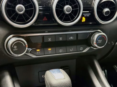 Used 2020 Nissan Sentra S w/ Trunk Package FWD image 10