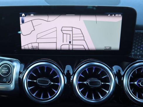 Certified 2025 Mercedes-Benz GLB 250 image 16