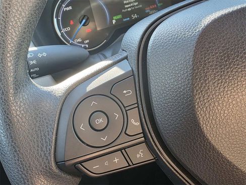 Used 2025 Toyota RAV4 XLE image 14