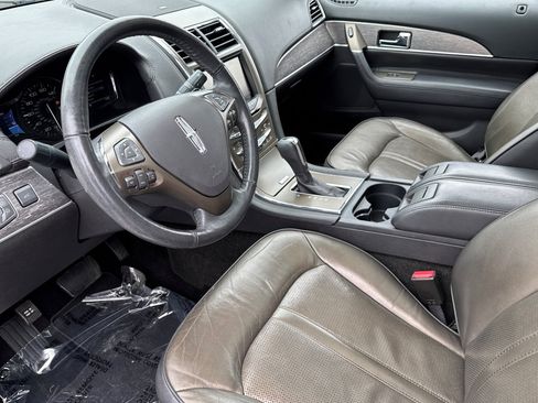 Used 2013 Lincoln MKX AWD image 10
