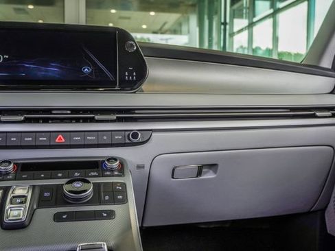 Used 2025 Hyundai Palisade SEL FWD image 18