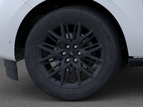 New 2026 Ford Expedition Platinum w/ Stealth Appearance Package AWD/4WD image 19