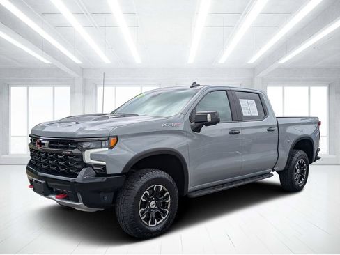 Used 2024 Chevrolet Silverado 1500 ZR2 AWD/4WD image 7